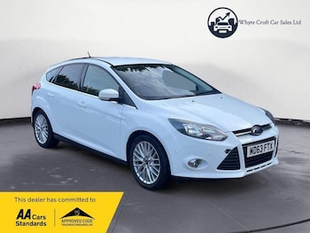 2014 - 1.0T EcoBoost Zetec Navigator Euro 5 (s/s) 5dr
