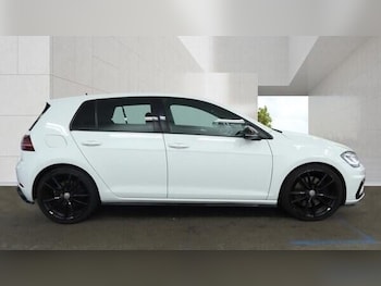 Used Volkswagen Golf 2017 for sale - 78938362: Photo