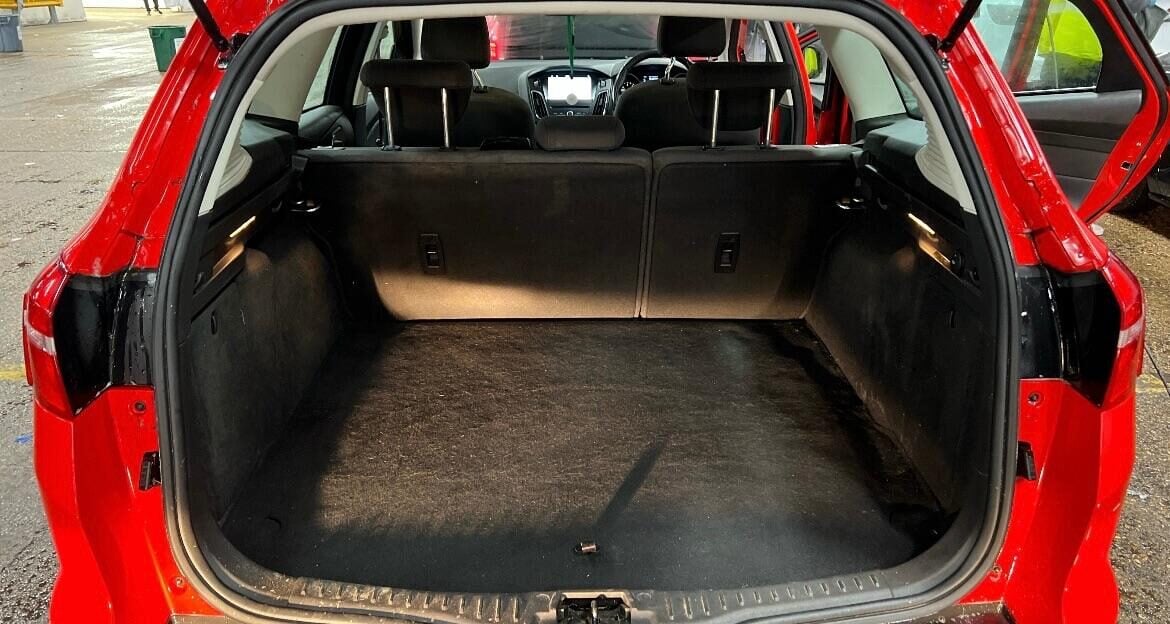 Used Ford Focus 2017 for sale - 76945449: Photo 9