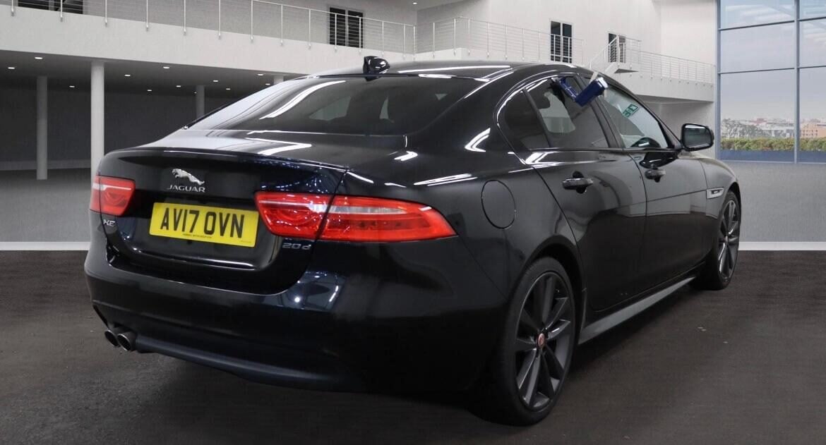 Used Jaguar XE 2017 for sale - 77562950: Photo 3
