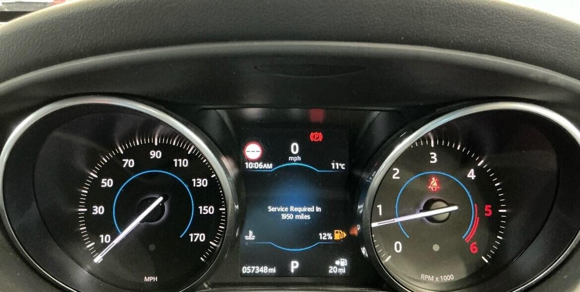 Used Jaguar XE 2017 for sale - 77562950: Photo 7