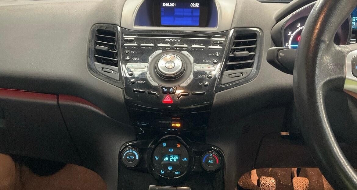 Used Ford Fiesta 2015 for sale - 77589878: Photo 7