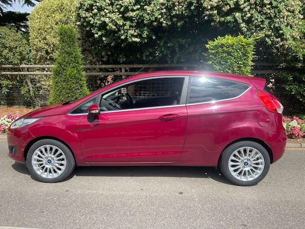 Used Ford Fiesta 2013 for sale - 75426654: Photo 5