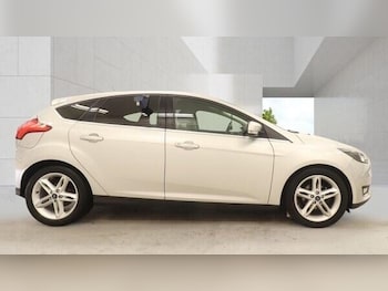 Used Ford Focus 2015 for sale - 78761319: Photo