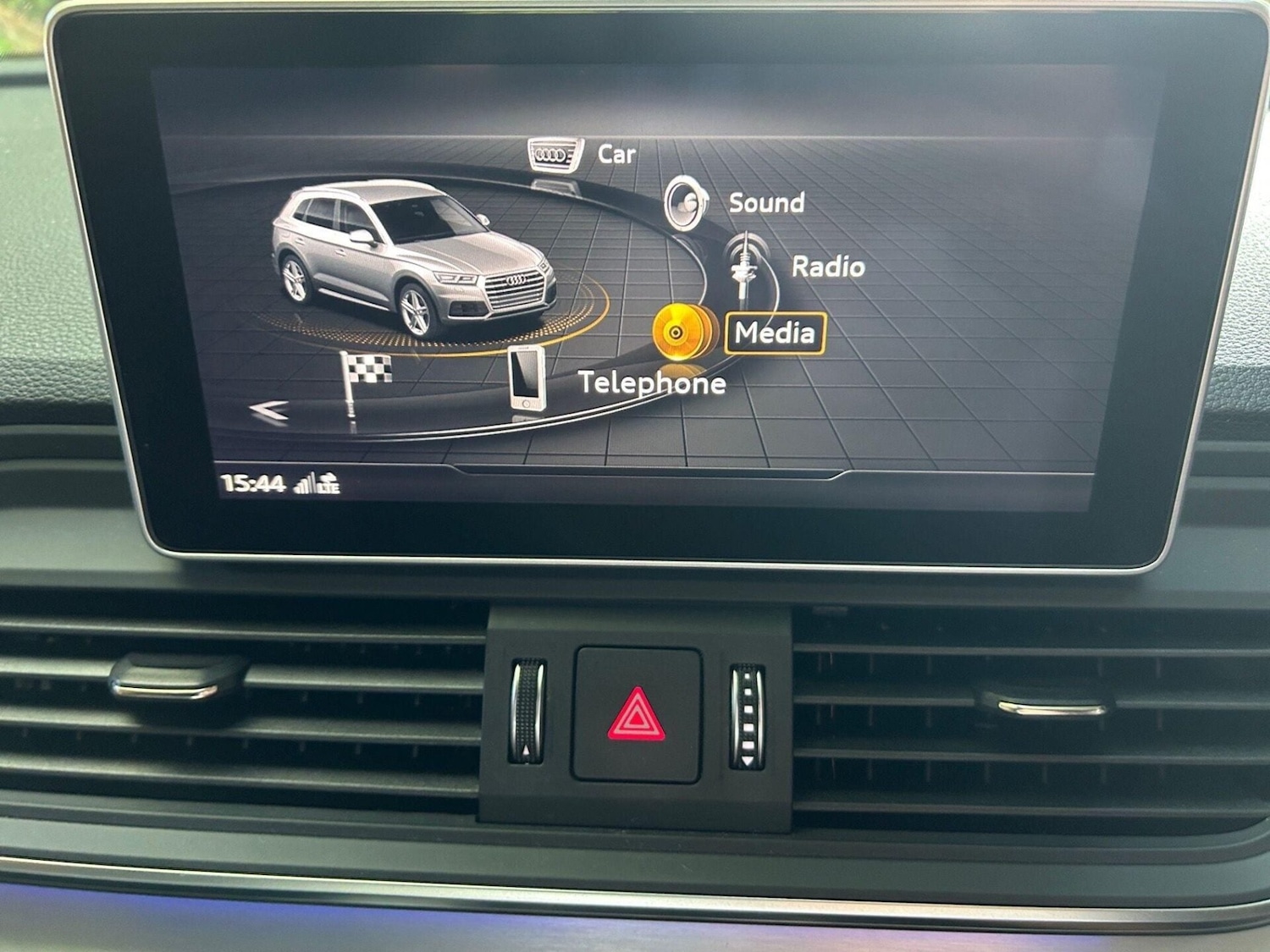 Used Audi Q5 2020 for sale - 77012324: Photo 33