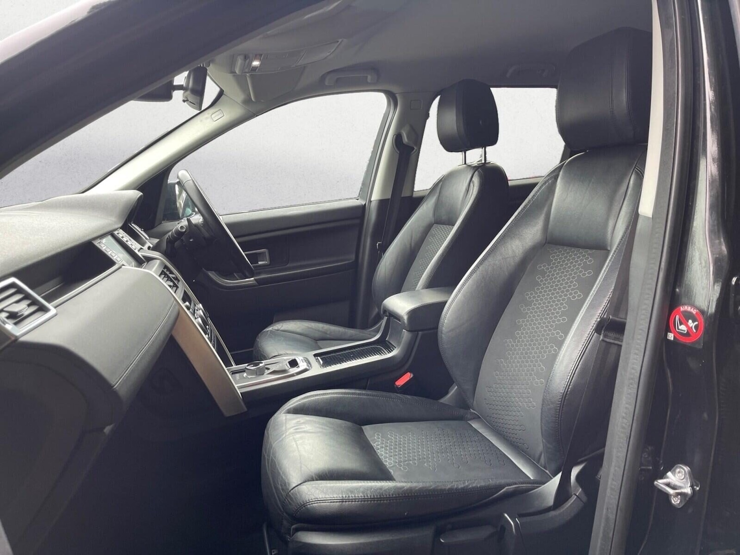 Used Land Rover Discovery Sport 2015 for sale - 77477146: Photo 11