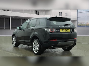 Used Land Rover Discovery Sport 2015 for sale - 77477146: Photo