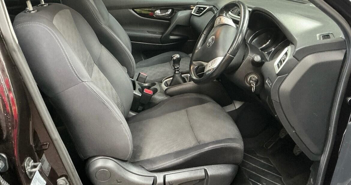 Used Nissan Qashqai 2015 for sale - 76526104: Photo 5