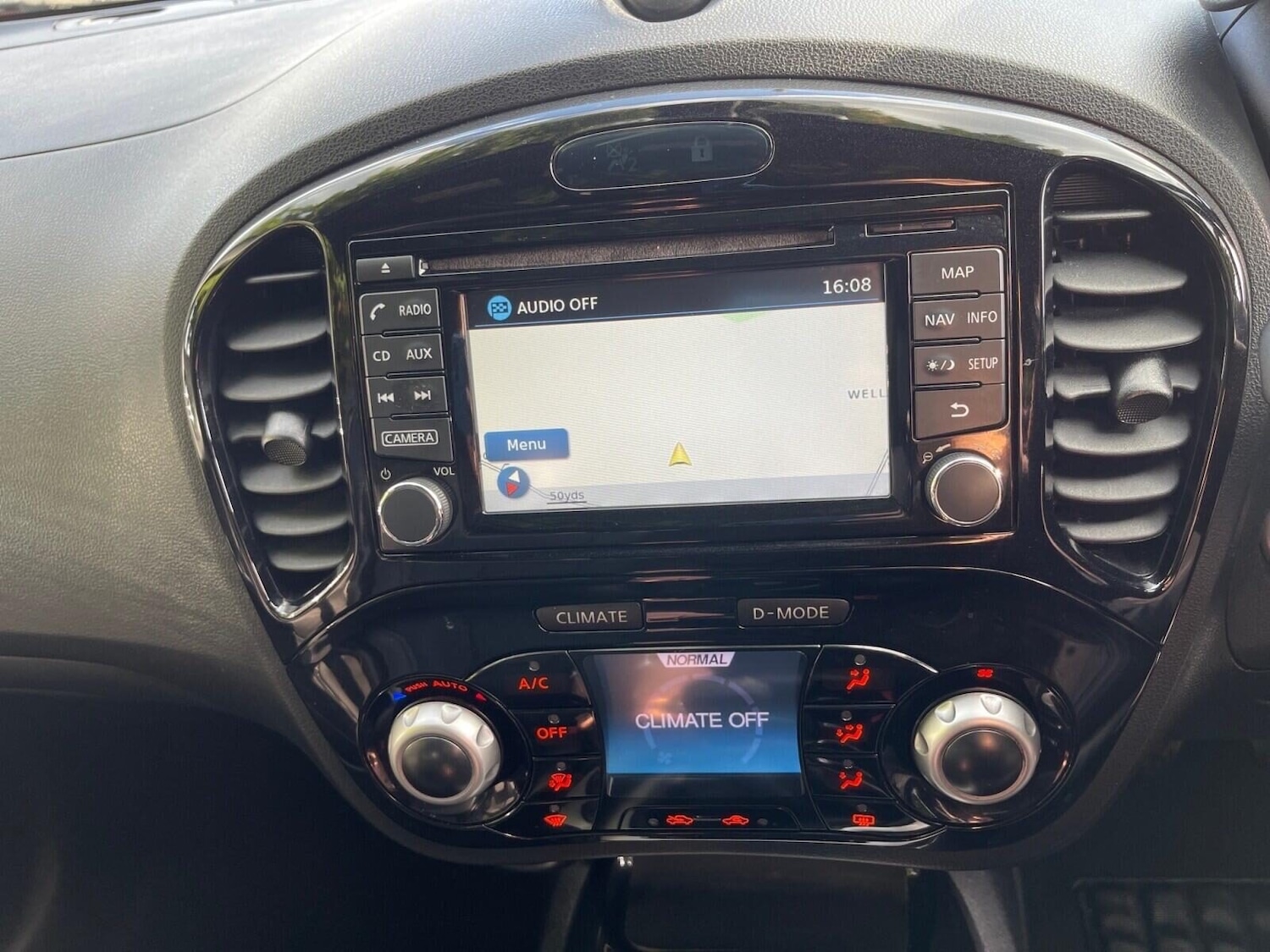 Used Nissan Juke 2015 for sale - 76037318: Photo 22