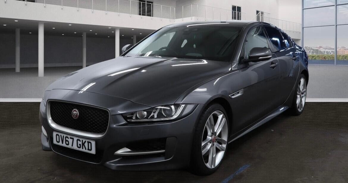 Used Jaguar XE 2017 for sale - 77818184: Photo 6