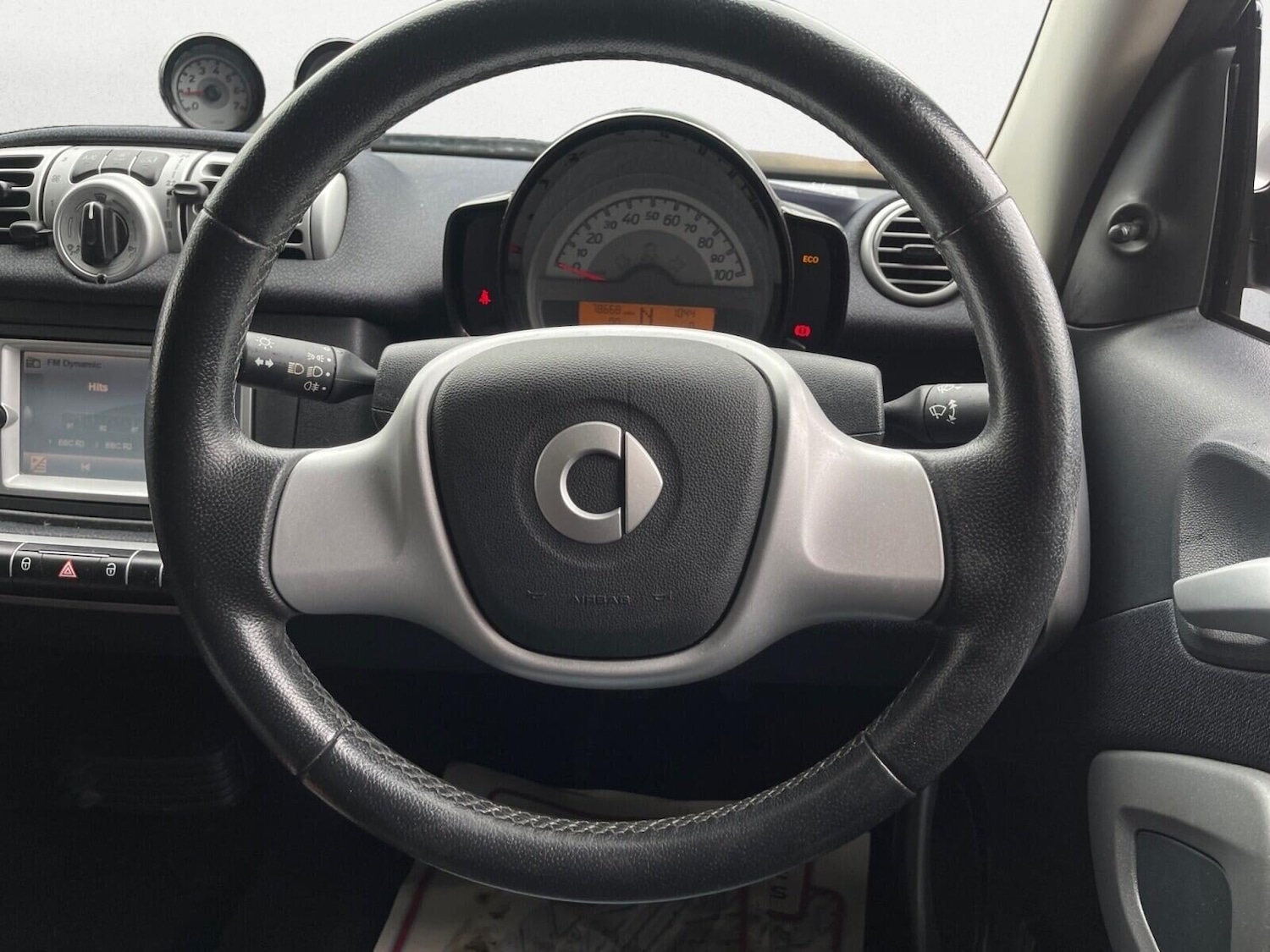 Used smart fortwo 2011 for sale - 76102709: Photo 14