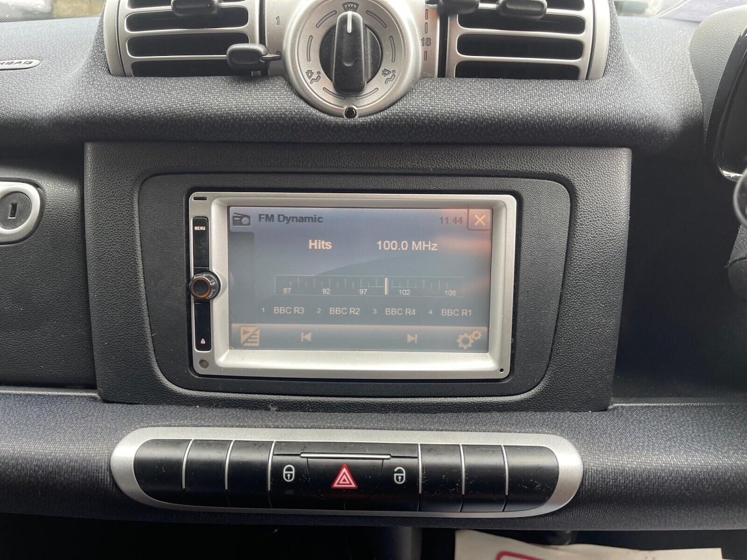 Used smart fortwo 2011 for sale - 76102709: Photo 16