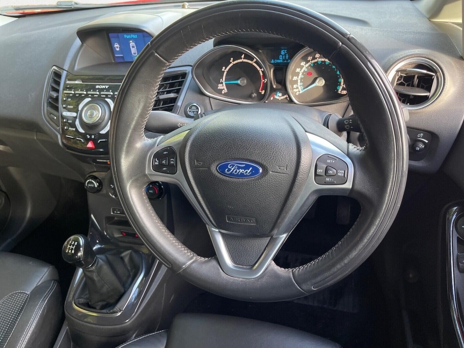 Used Ford Fiesta 2014 for sale - 76541380: Photo 12