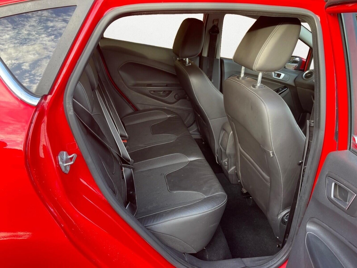 Used Ford Fiesta 2014 for sale - 76541380: Photo 16