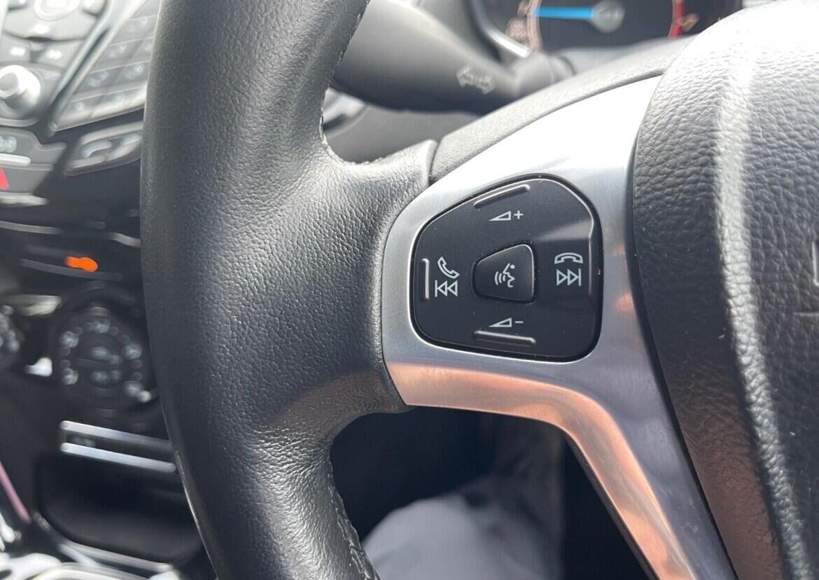 Used Ford Fiesta 2015 for sale - 77641825: Photo 22