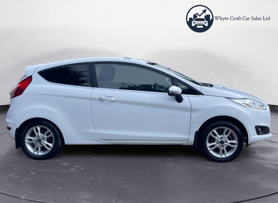 Used Ford Fiesta 2015 for sale - 77641825: Photo 9