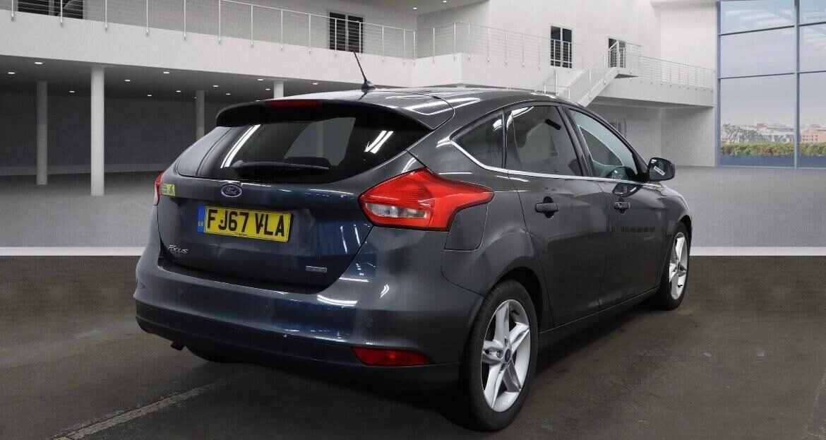 Used Ford Focus 2017 for sale - 76919867: Photo 4