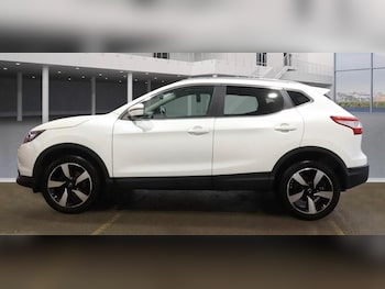 Used Nissan Qashqai 2015 for sale - 77161302: Photo