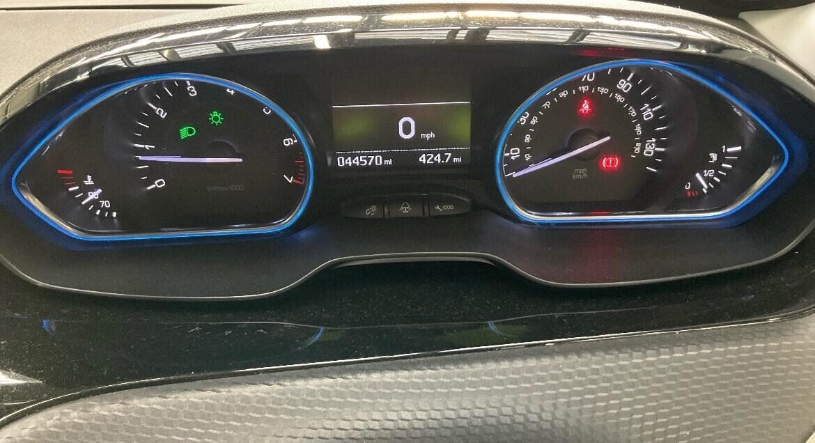 Used Peugeot 2008 2018 for sale - 77760741: Photo 8