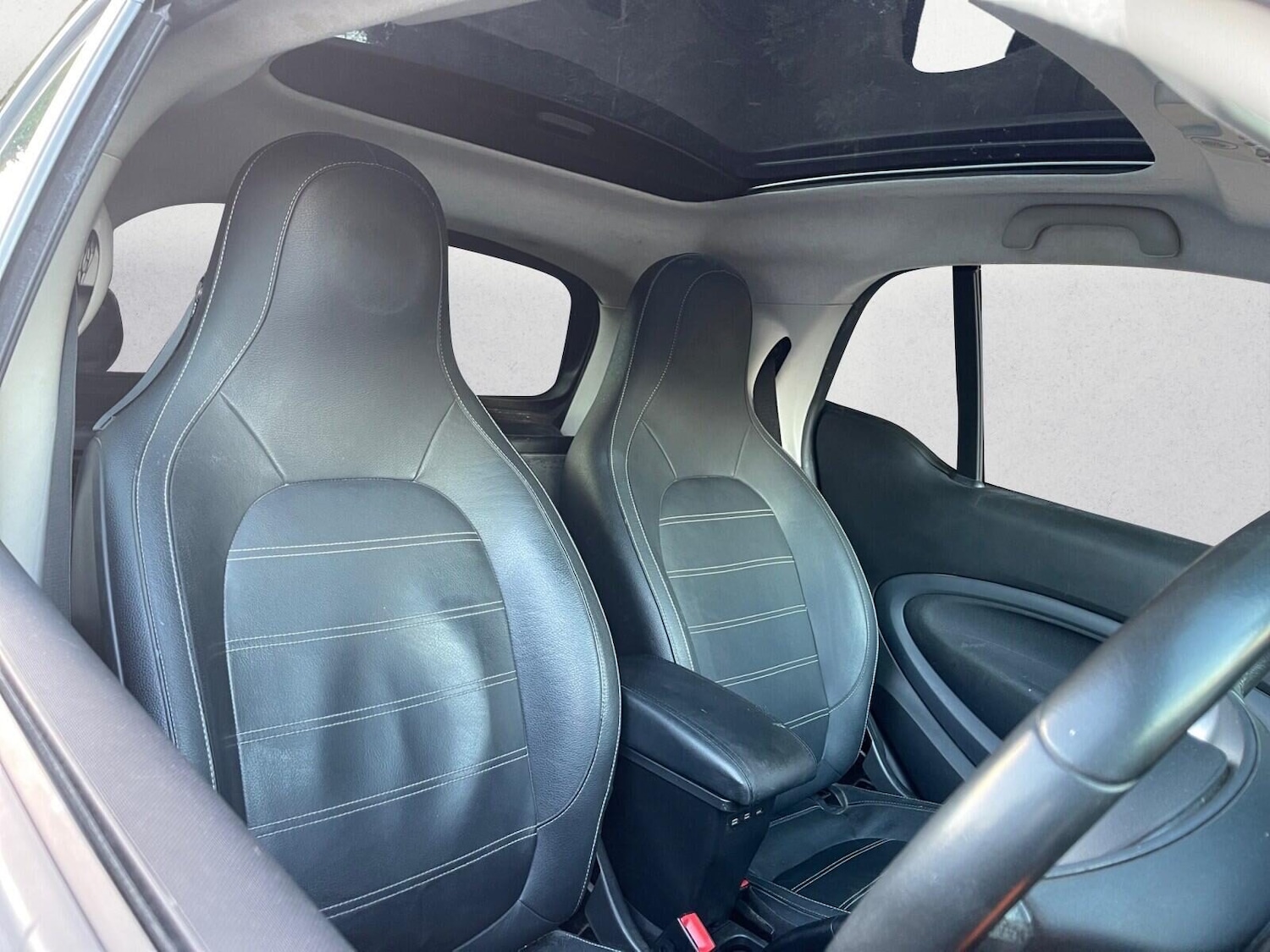 Used smart fortwo 2018 for sale - 76739409: Photo 11