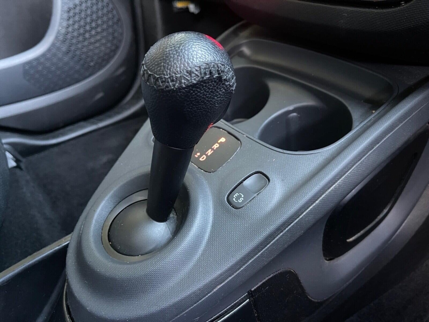 Used smart fortwo 2018 for sale - 76739409: Photo 24