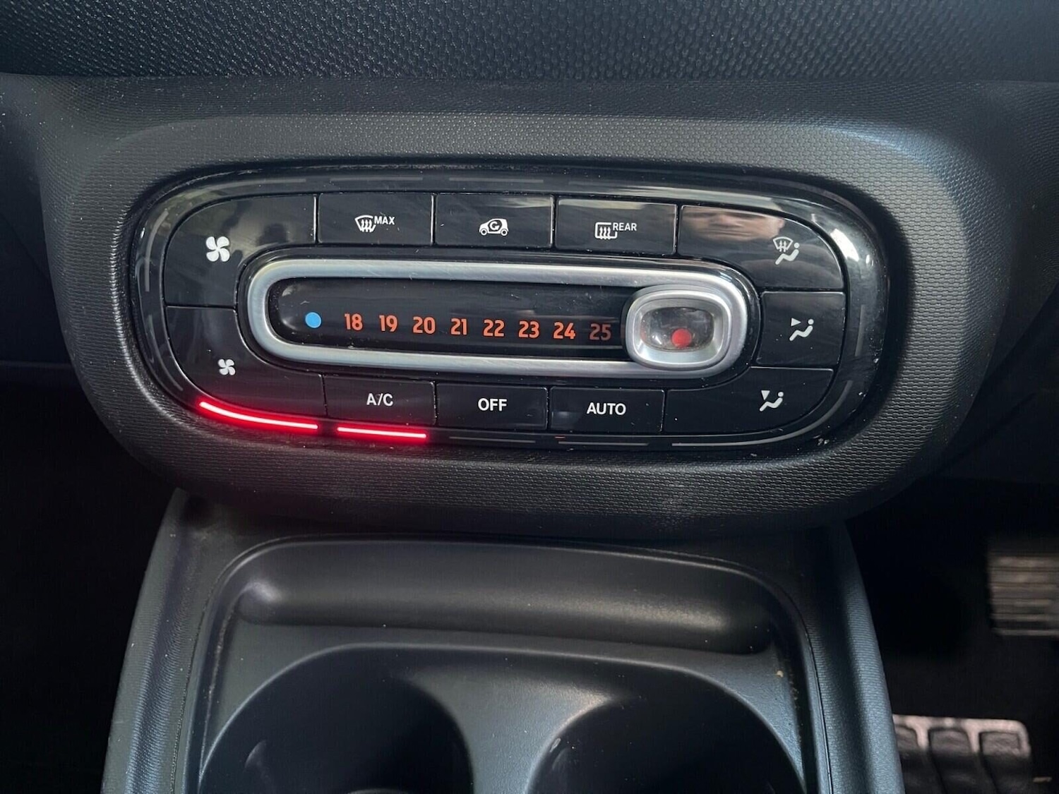 Used smart fortwo 2018 for sale - 76739409: Photo 27