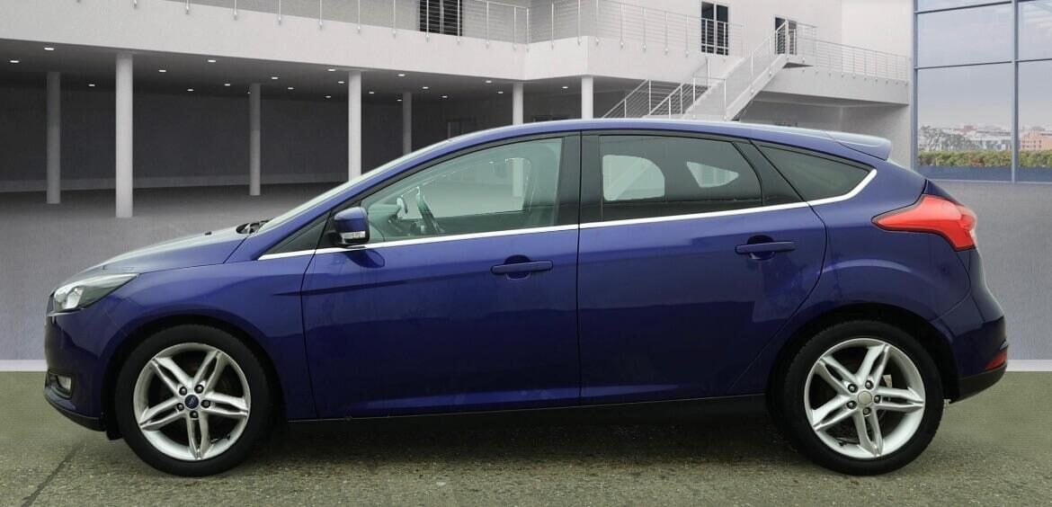 Used Ford Focus 2015 for sale - 78025569: Photo 3