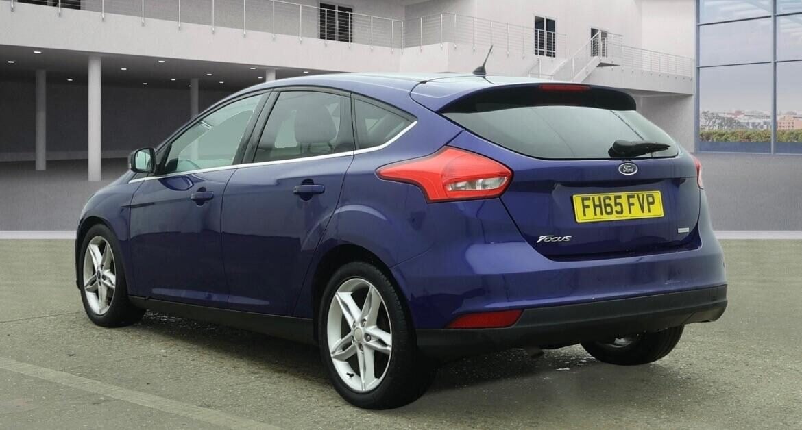 Used Ford Focus 2015 for sale - 78025569: Photo 5