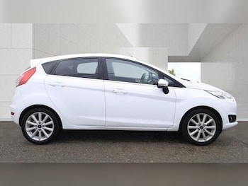 Used Ford Fiesta 2017 for sale - 79365881: Photo
