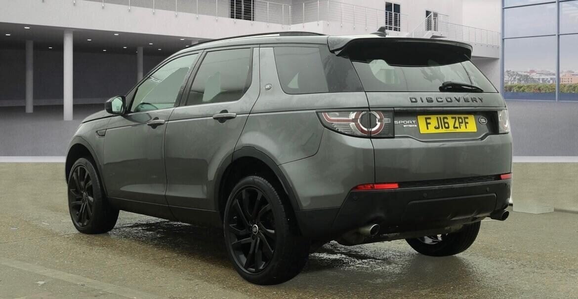 Used Land Rover Discovery Sport 2016 for sale - 77104629: Photo 4