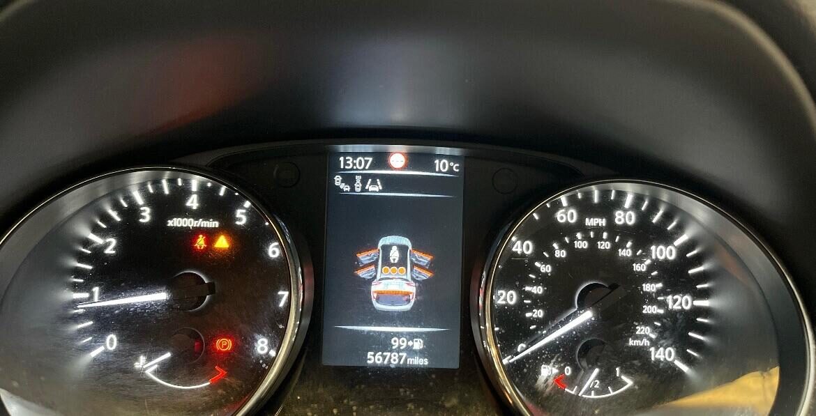 Used Nissan Qashqai 2015 for sale - 77967719: Photo 9