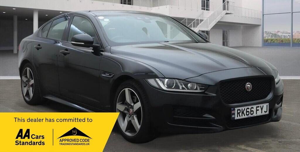 Used Jaguar XE 2016 for sale - 77666044: Photo 1