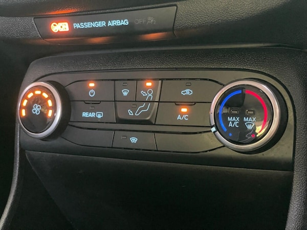 Used Ford Fiesta 2017 for sale - 75481676: Photo 24