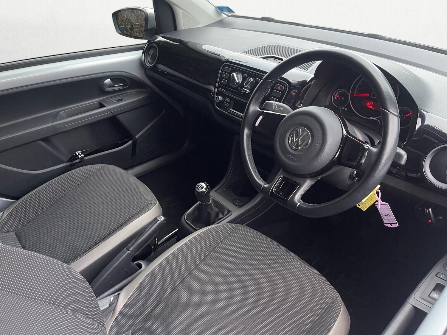 Used Volkswagen up! 2013 for sale - 76611241: Photo 10