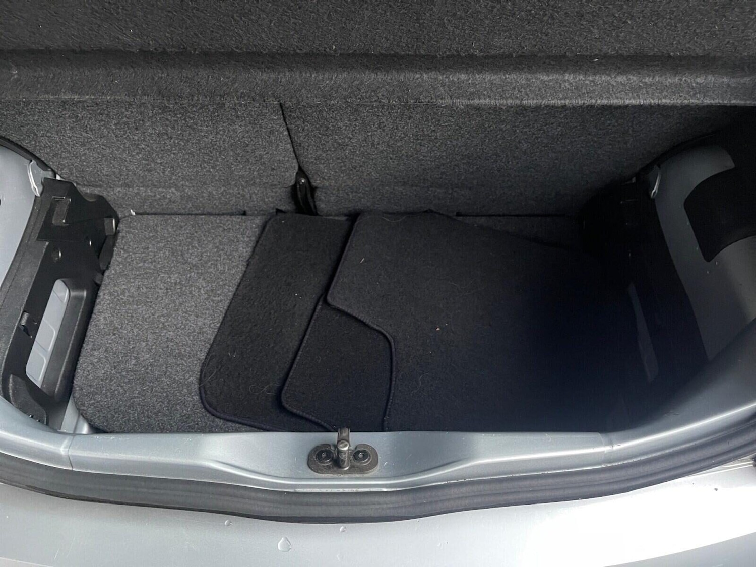 Used Volkswagen up! 2013 for sale - 76611241: Photo 20