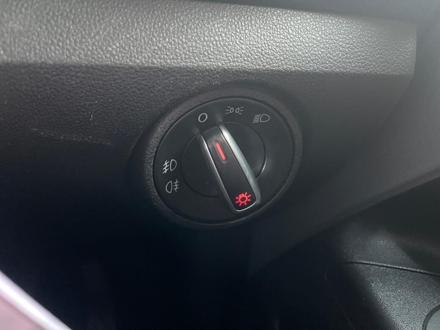 Used Volkswagen up! 2013 for sale - 76611241: Photo 24