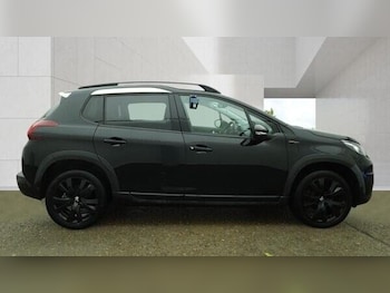 Used Peugeot 2008 2018 for sale - 78402221: Photo