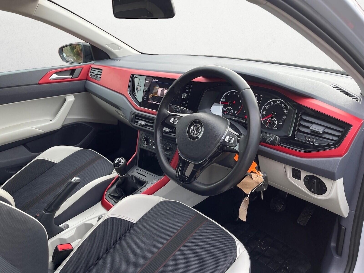 Used Volkswagen Polo 2018 for sale - 77302861: Photo 15