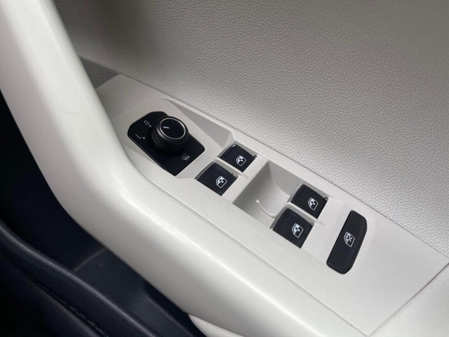 Used Volkswagen Polo 2018 for sale - 77302861: Photo 27