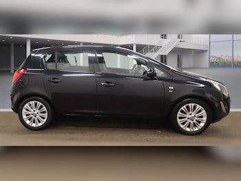 Used Vauxhall Corsa 2015 for sale - 77077914: Photo