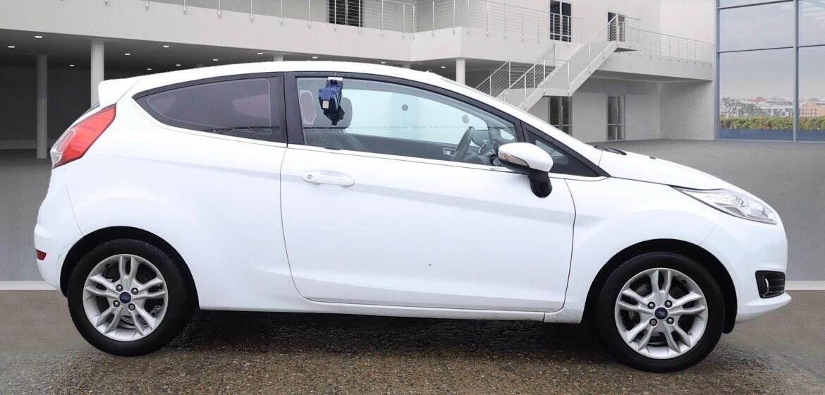 Used Ford Fiesta 2015 for sale - 76555306: Photo 3