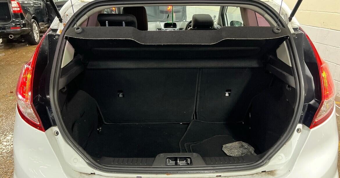 Used Ford Fiesta 2015 for sale - 76555306: Photo 6