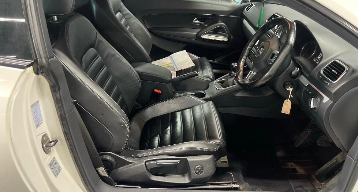 Used Volkswagen Scirocco 2011 for sale - 77037188: Photo 5