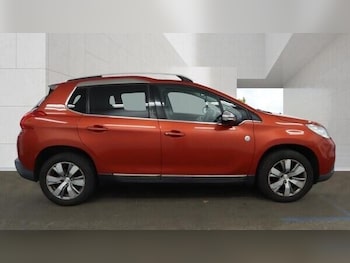 Used Peugeot 2008 2015 for sale - 79557069: Photo