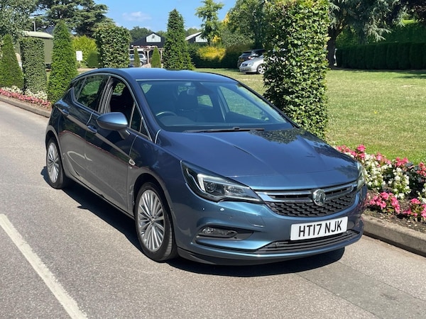 Used Vauxhall Astra 2017 for sale - 75426634: Photo 1