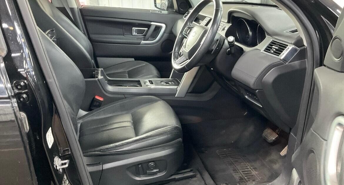 Used Land Rover Discovery Sport 2015 for sale - 78218947: Photo 6