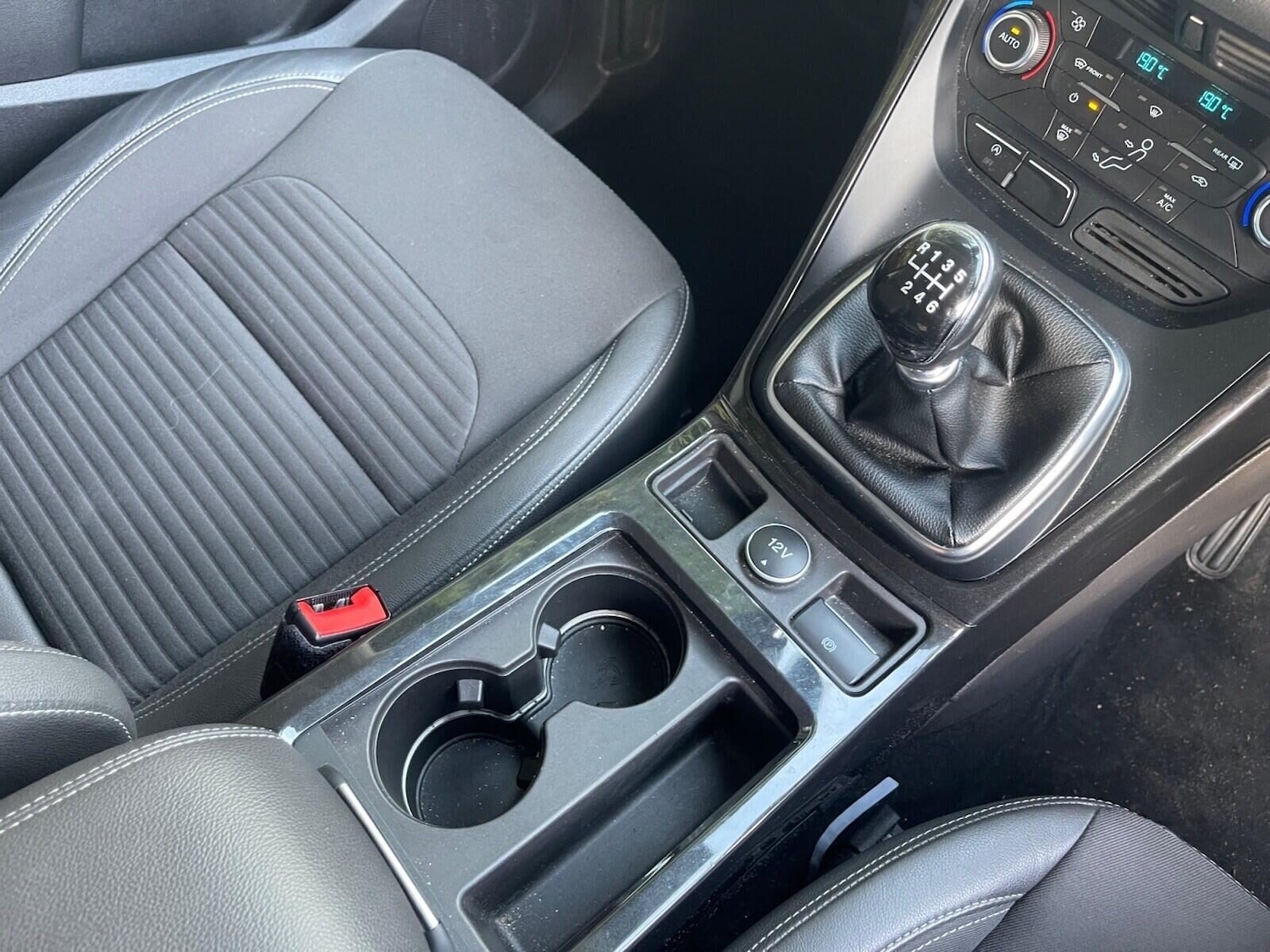 Used Ford Kuga 2018 for sale - 76566423: Photo 23