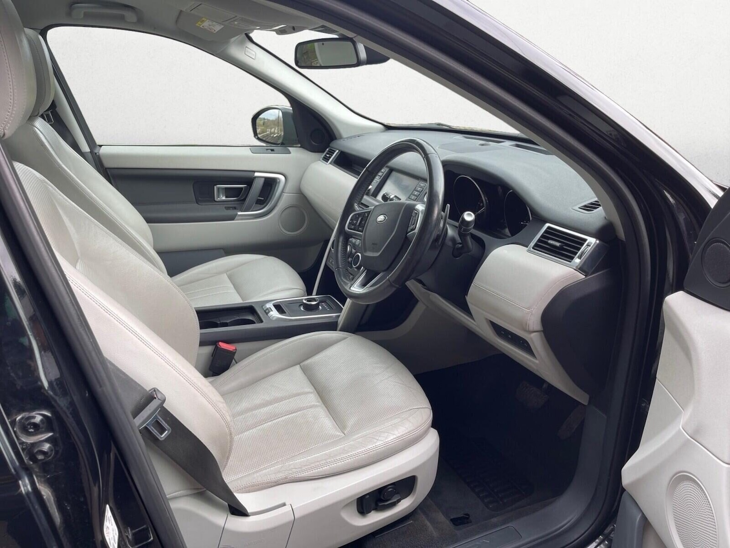 Used Land Rover Discovery Sport 2017 for sale - 78125012: Photo 11