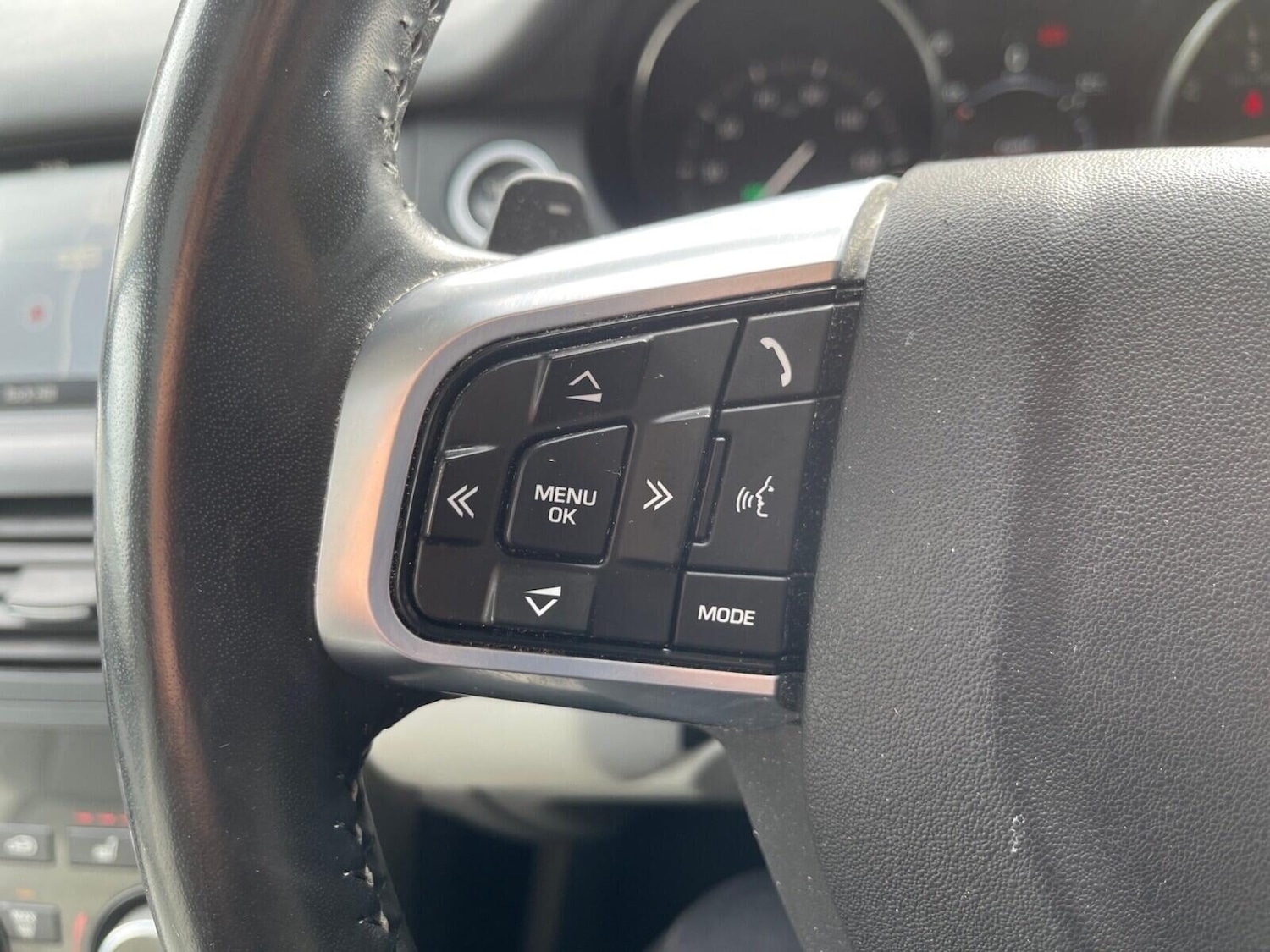 Used Land Rover Discovery Sport 2017 for sale - 78125012: Photo 24