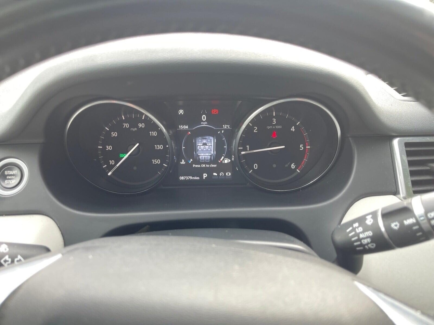 Used Land Rover Discovery Sport 2017 for sale - 78125012: Photo 25